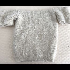 Fuzzy Off the Shoulder M boutique top
